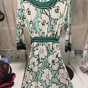 Women’s dress